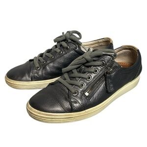 Ecco Black Soft 7 Zip Leather Low Top Sneakers - Size EU 37/38 (Size 7 US)